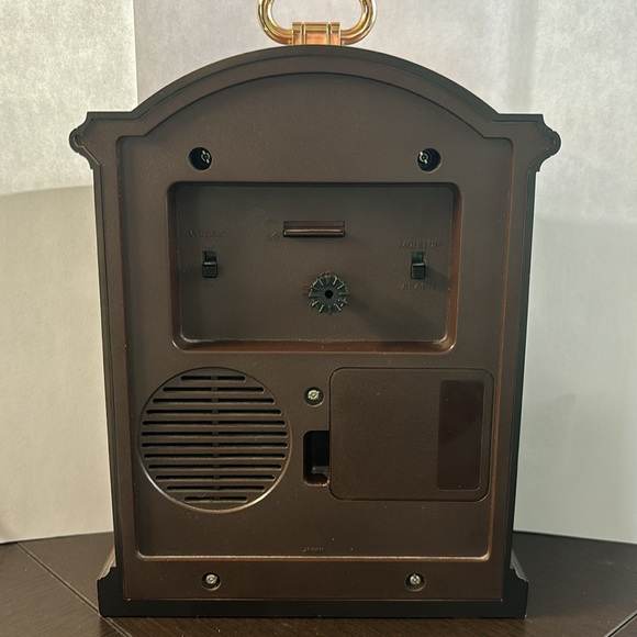 Vintage Disney Seiko Quartz Mickey Mouse Musical Alarm Clock - *READ* - Picture 4 of 11